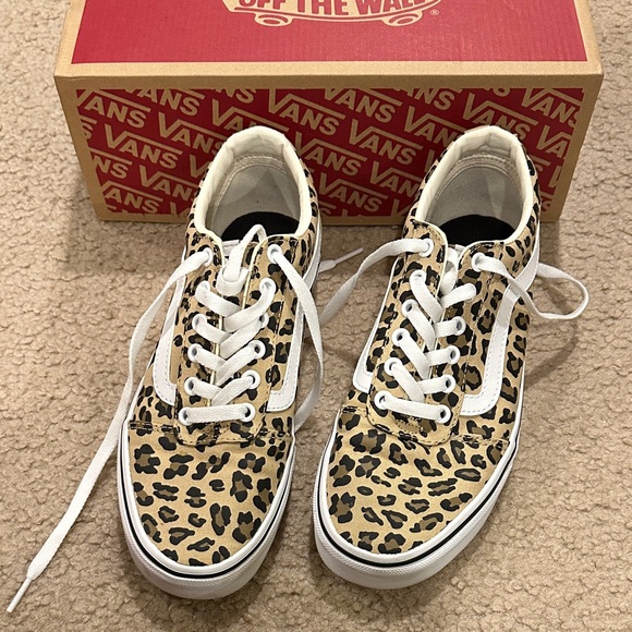 Vans Shoes - Vans Women's Leopard Print Sneakers